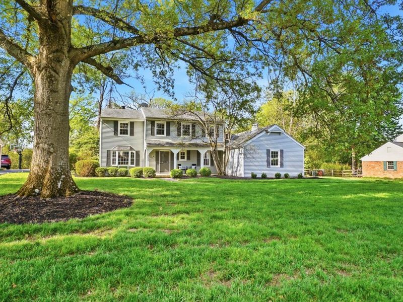 2633 Montchateau Drive, Anderson Twp, OH 45244 Photo 3