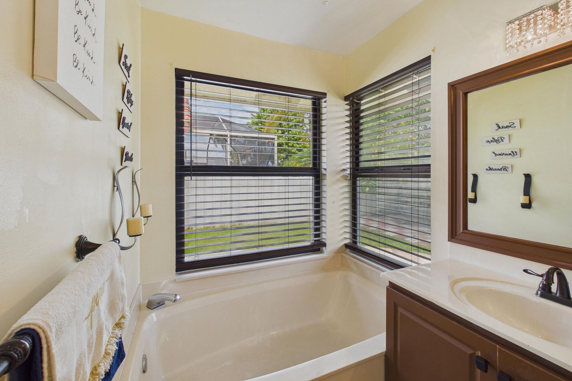 169 Executive Circle, Boynton Beach, FL 33436 Photo