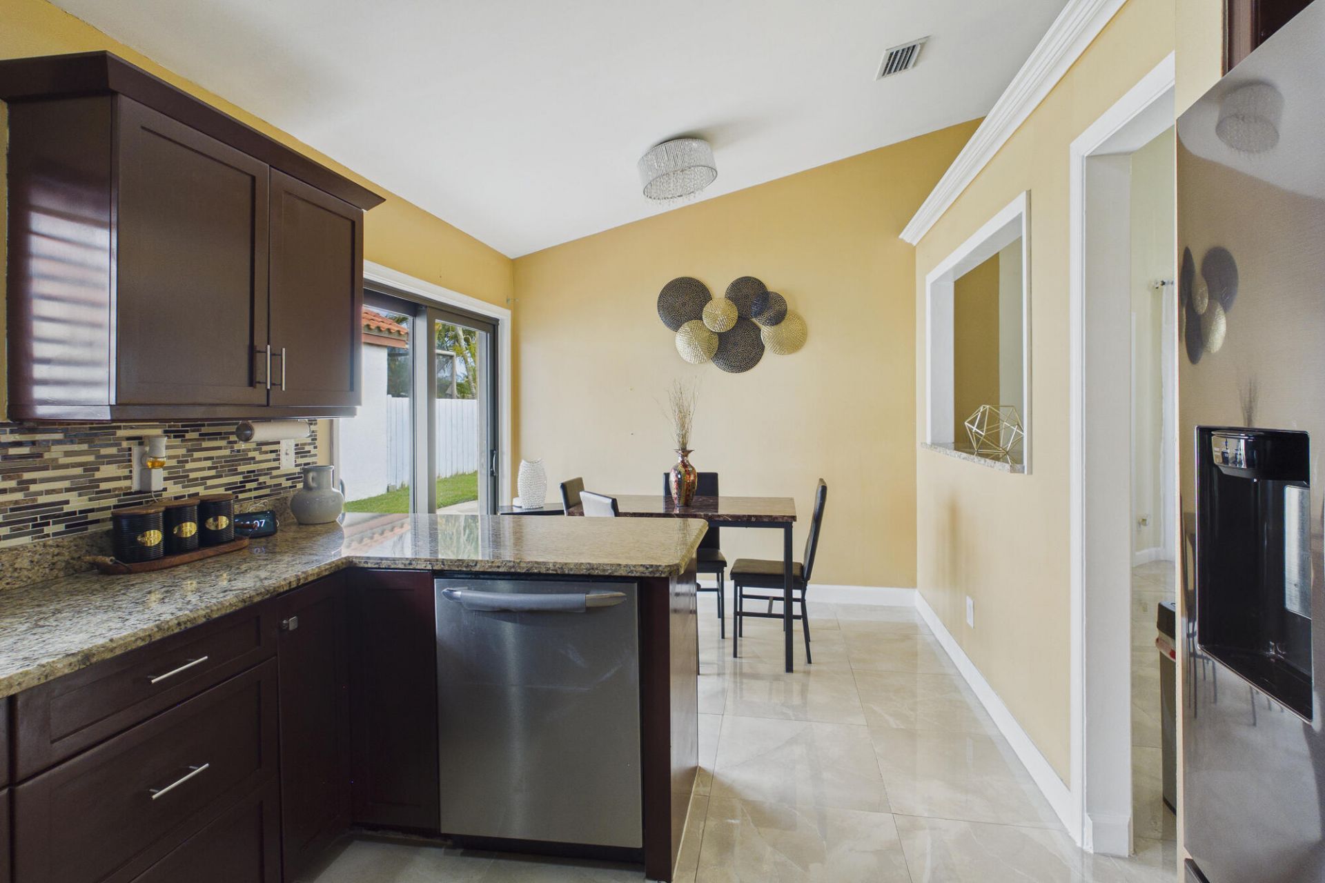 169 Executive Circle, Boynton Beach, FL 33436 Photo