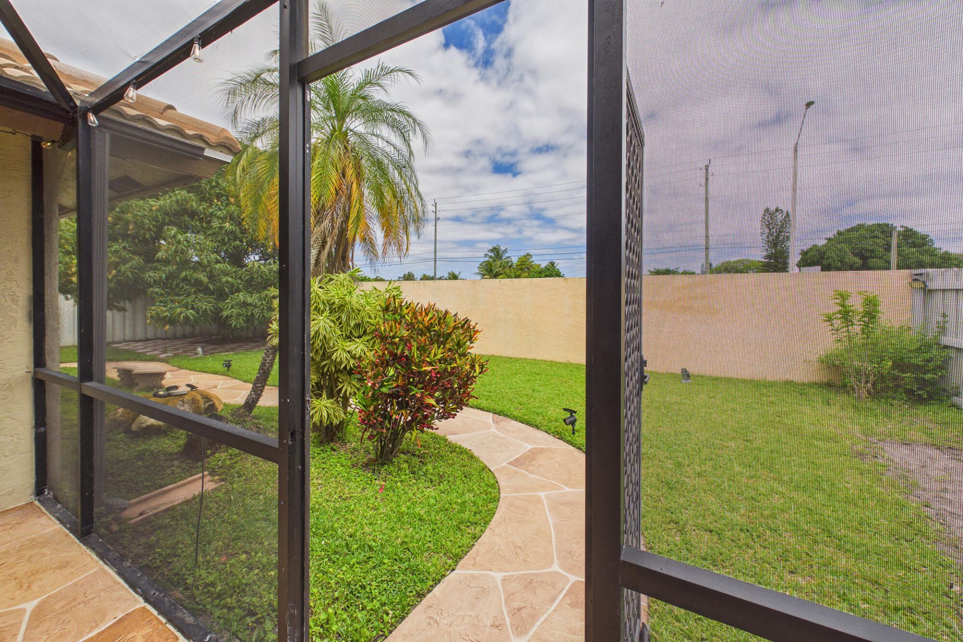 169 Executive Circle, Boynton Beach, FL 33436 Photo