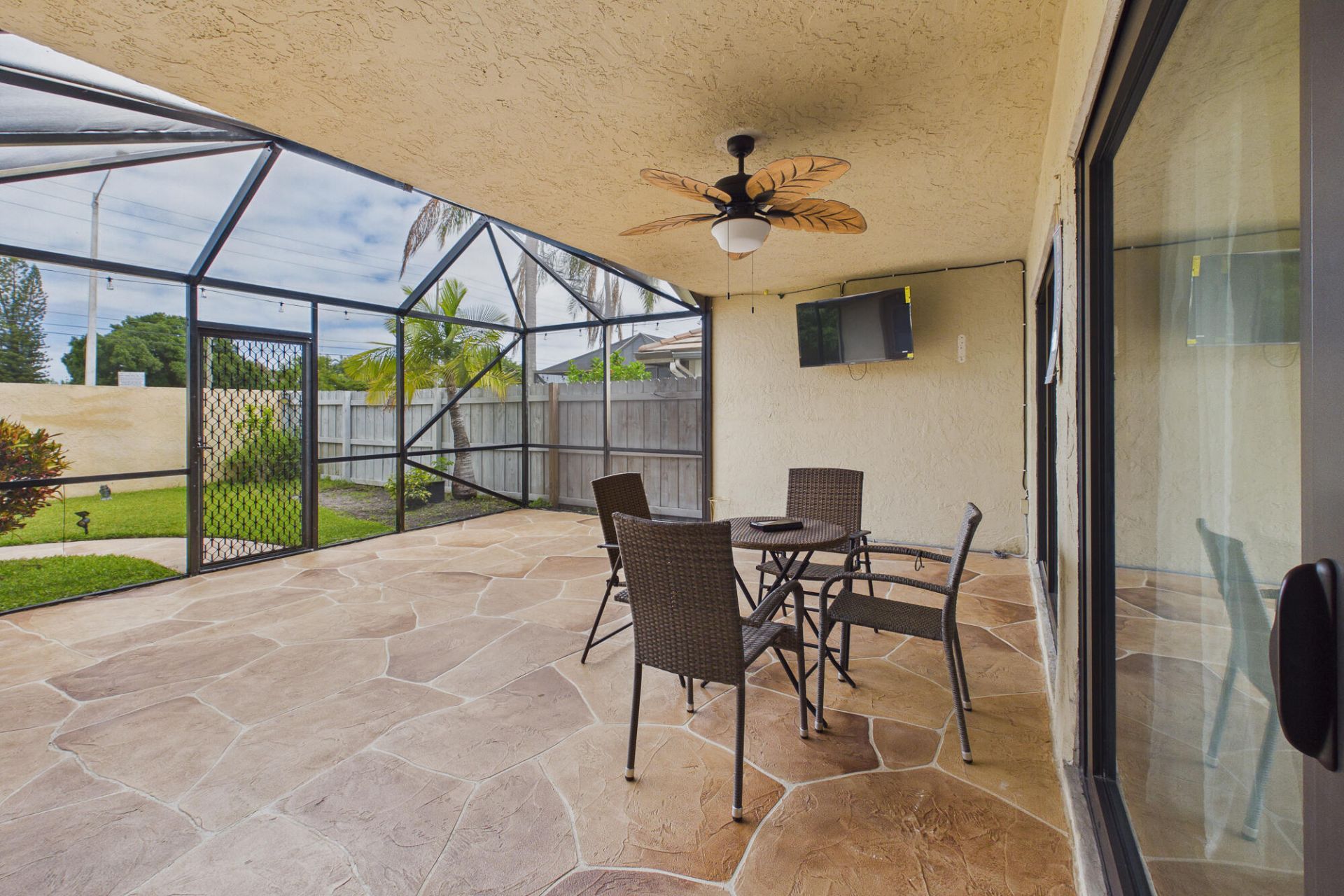 169 Executive Circle, Boynton Beach, FL 33436 Photo