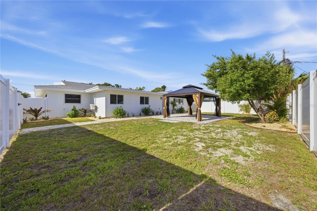 1301 62nd Terrace S, Saint Petersburg, FL 33705 Photo