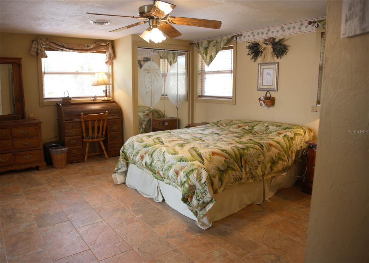 5353 Shadow Lawn Drive, Sarasota, FL 34242 Photo