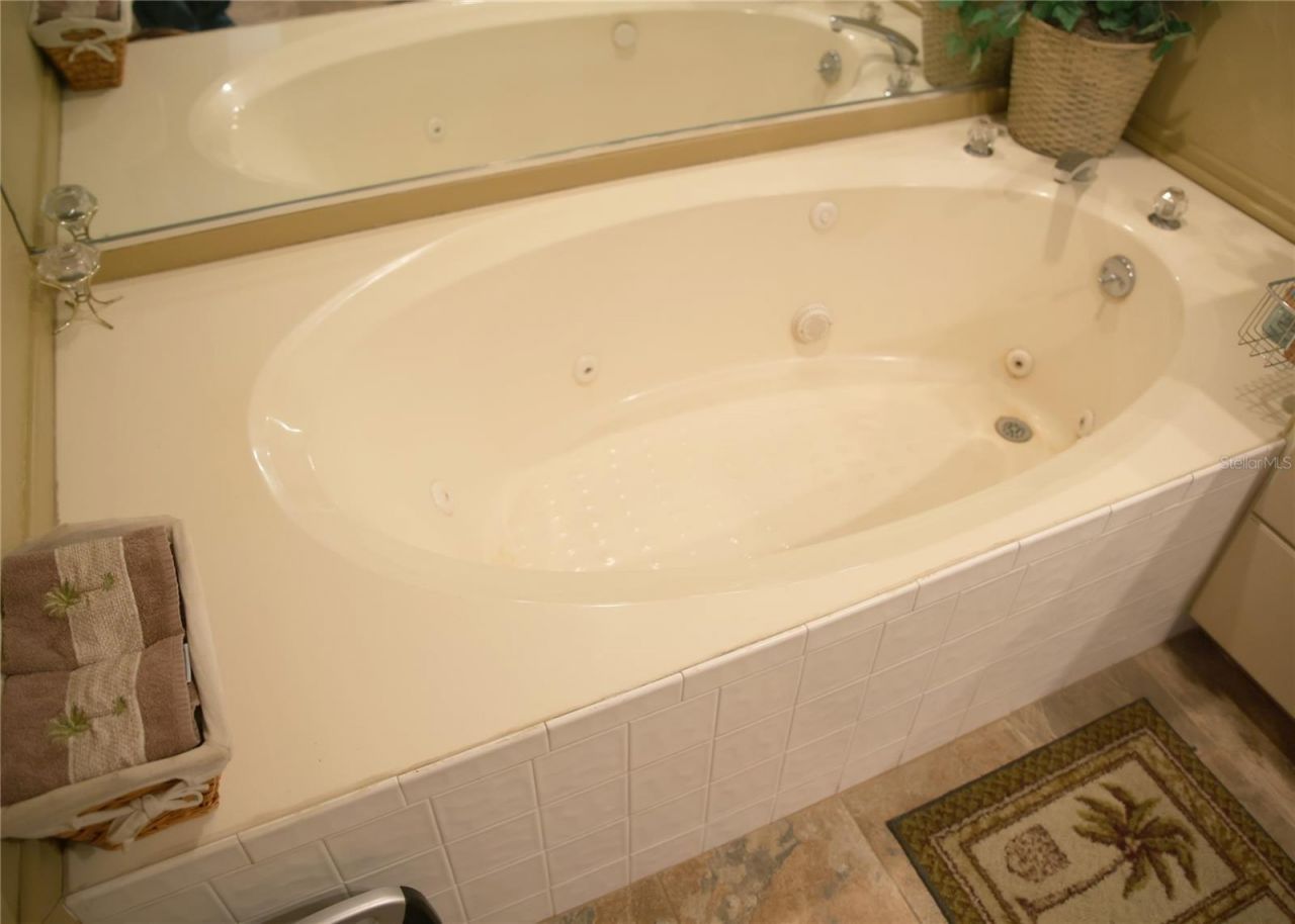 5353 Shadow Lawn Drive, Sarasota, FL 34242 Photo