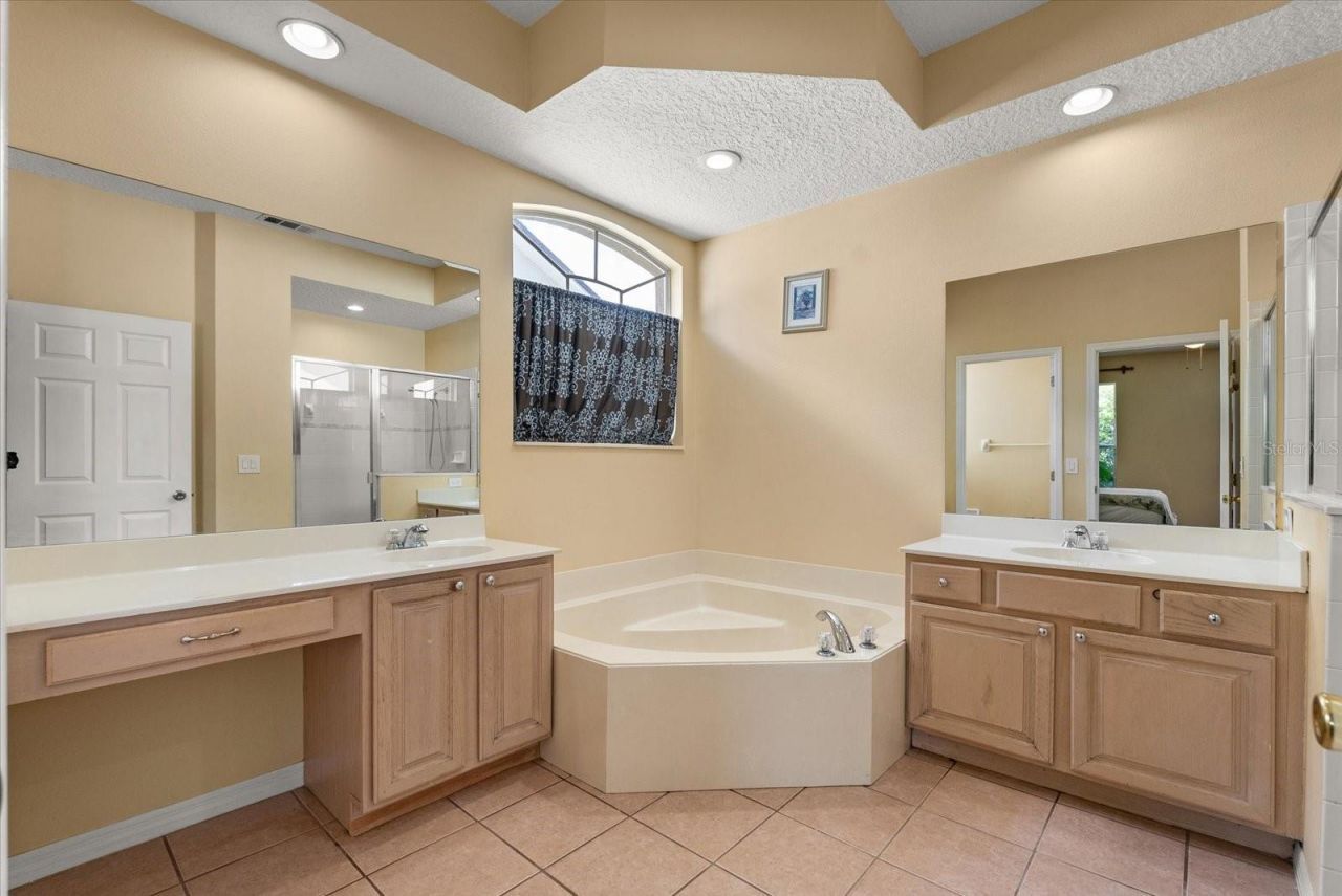 3377 Sterling Lake Circle, Oviedo, FL 32765 Photo