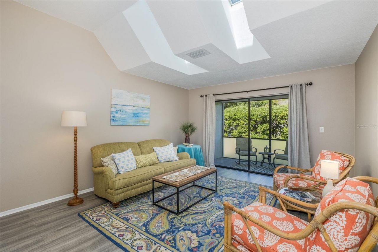 3843 Goldfinch Court, Palm Harbor, FL 34685 Photo