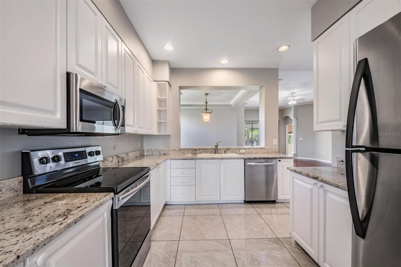 12752 Aston Creek Drive, Tampa, FL 33626 Photo
