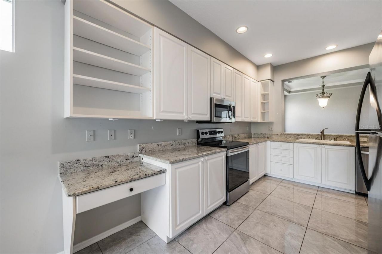12752 Aston Creek Drive, Tampa, FL 33626 Photo