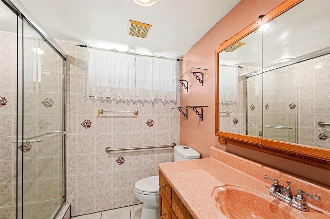 10755 Village Club Circle N, Unit 101, Saint Petersburg, FL 33716 Photo