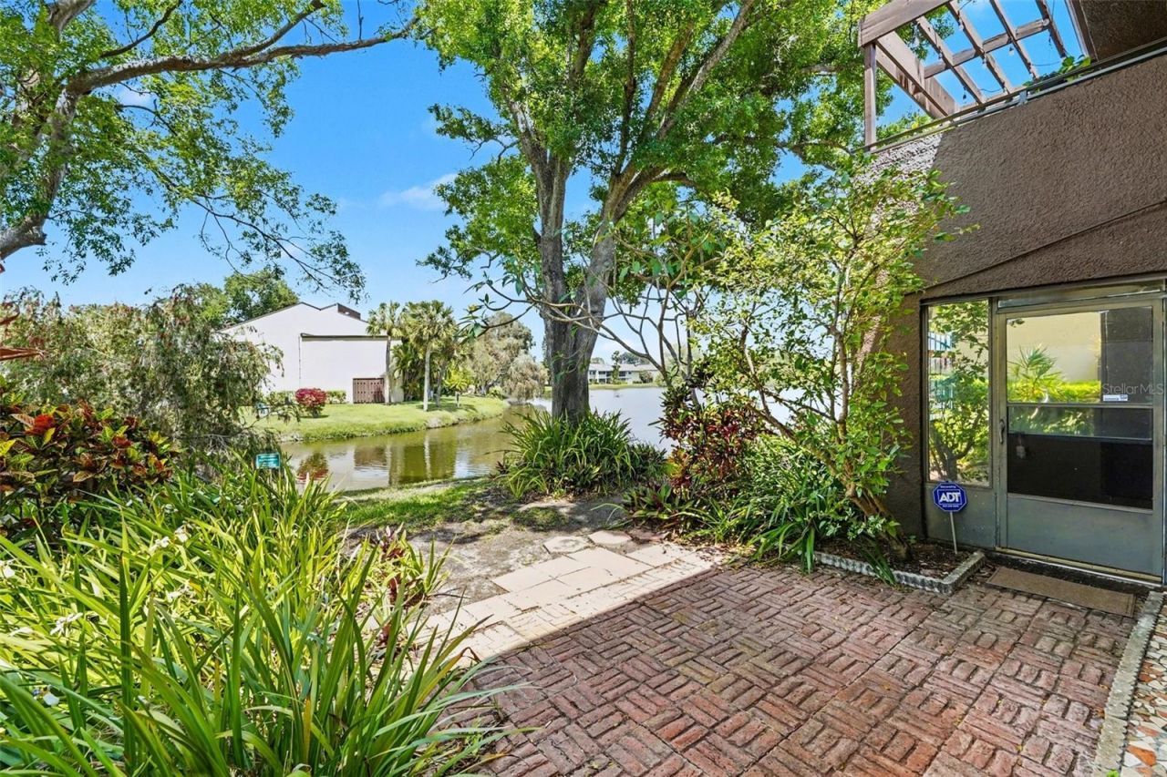 10755 Village Club Circle N, Unit 101, Saint Petersburg, FL 33716 Photo