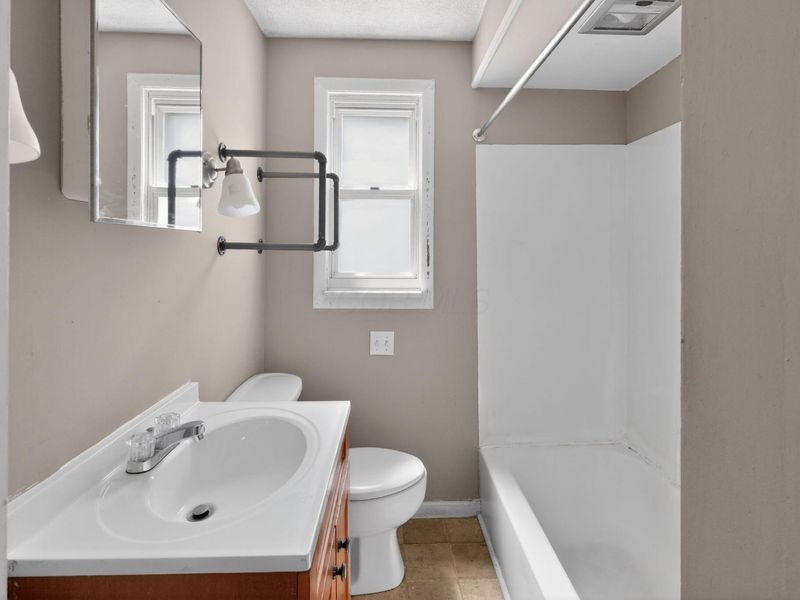 273 S Sylvan Avenue, Columbus, OH 43204 Photo 17