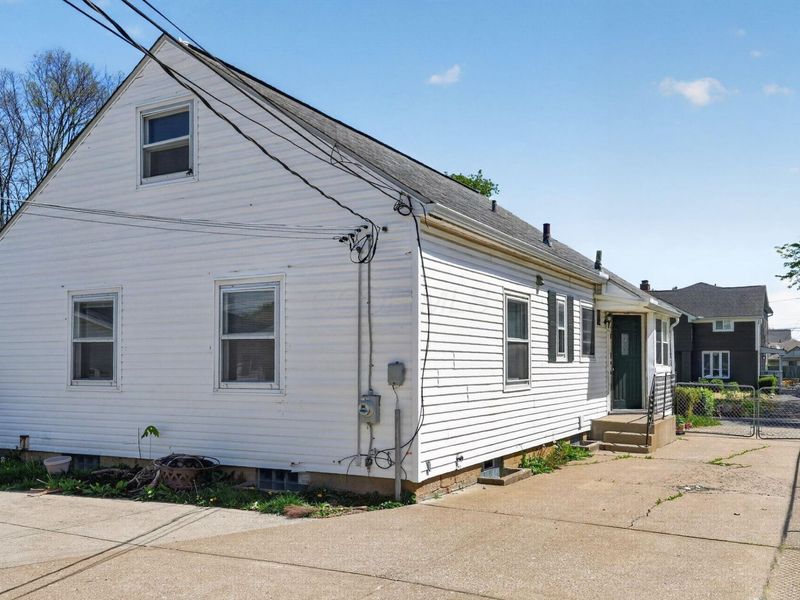 273 S Sylvan Avenue, Columbus, OH 43204 Photo 3