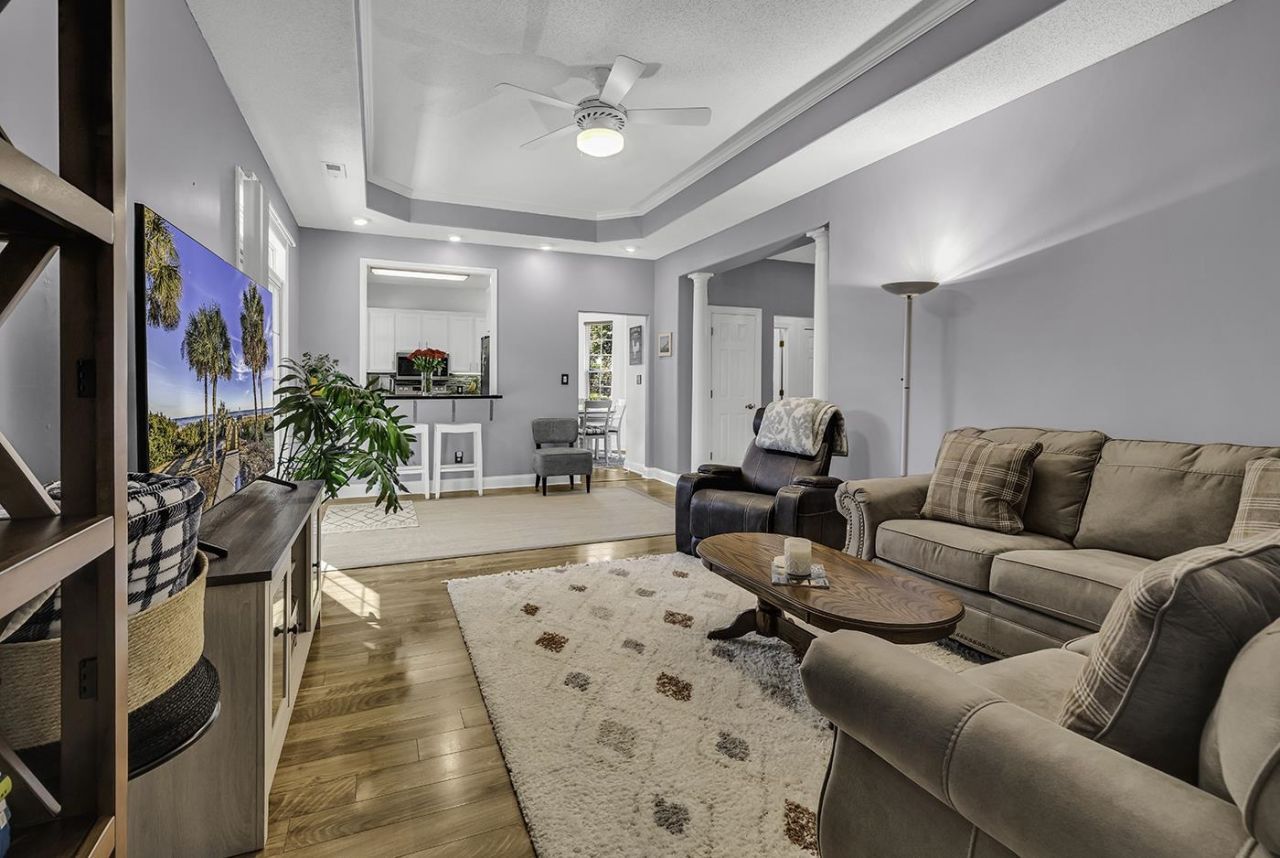 600 Clandon Ct. Photo 11