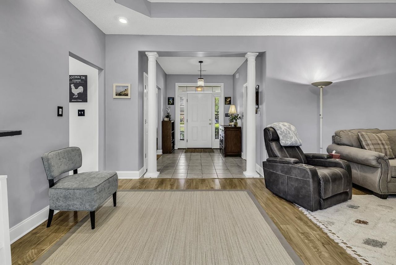 600 Clandon Ct. Photo 13