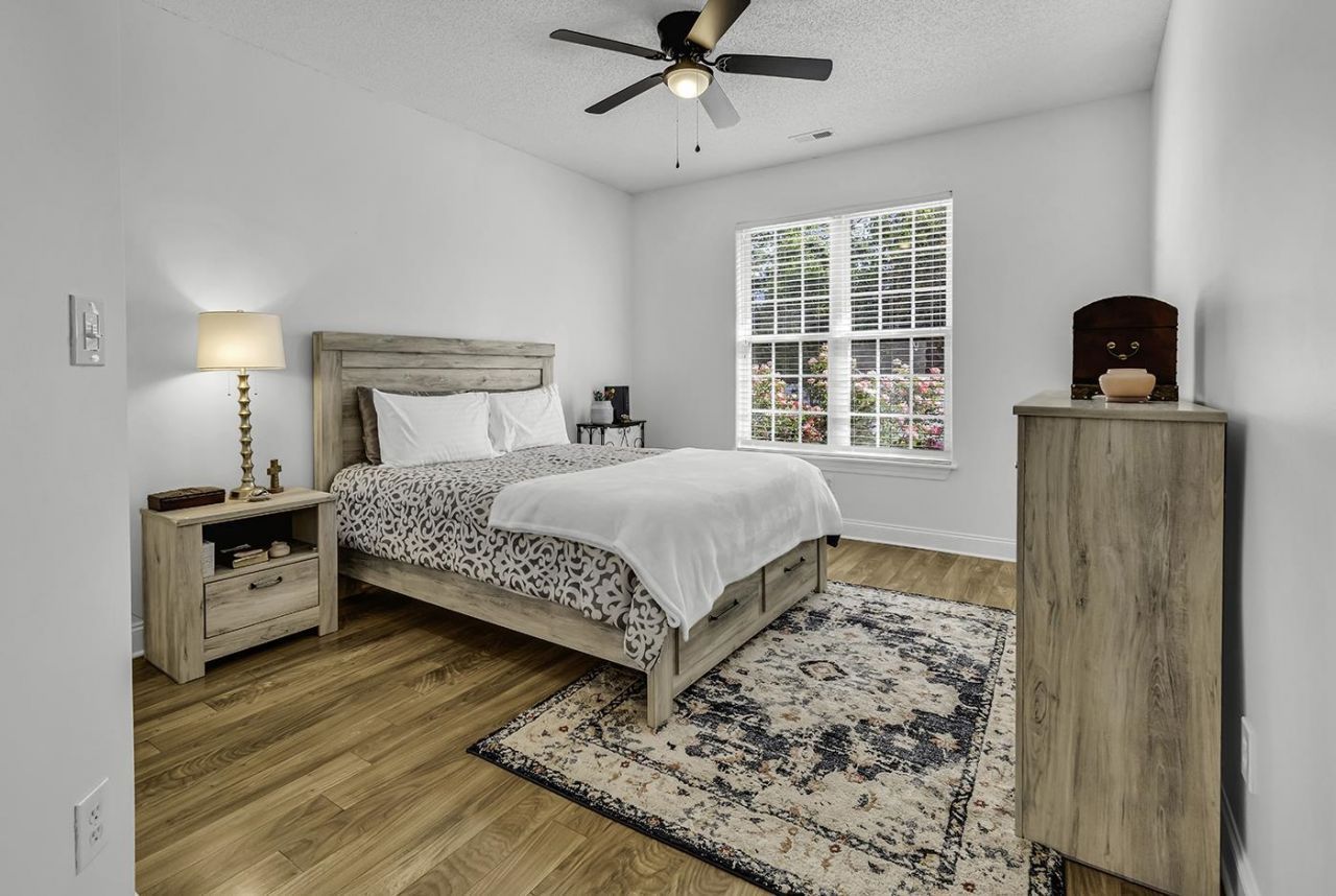 600 Clandon Ct. Photo 19