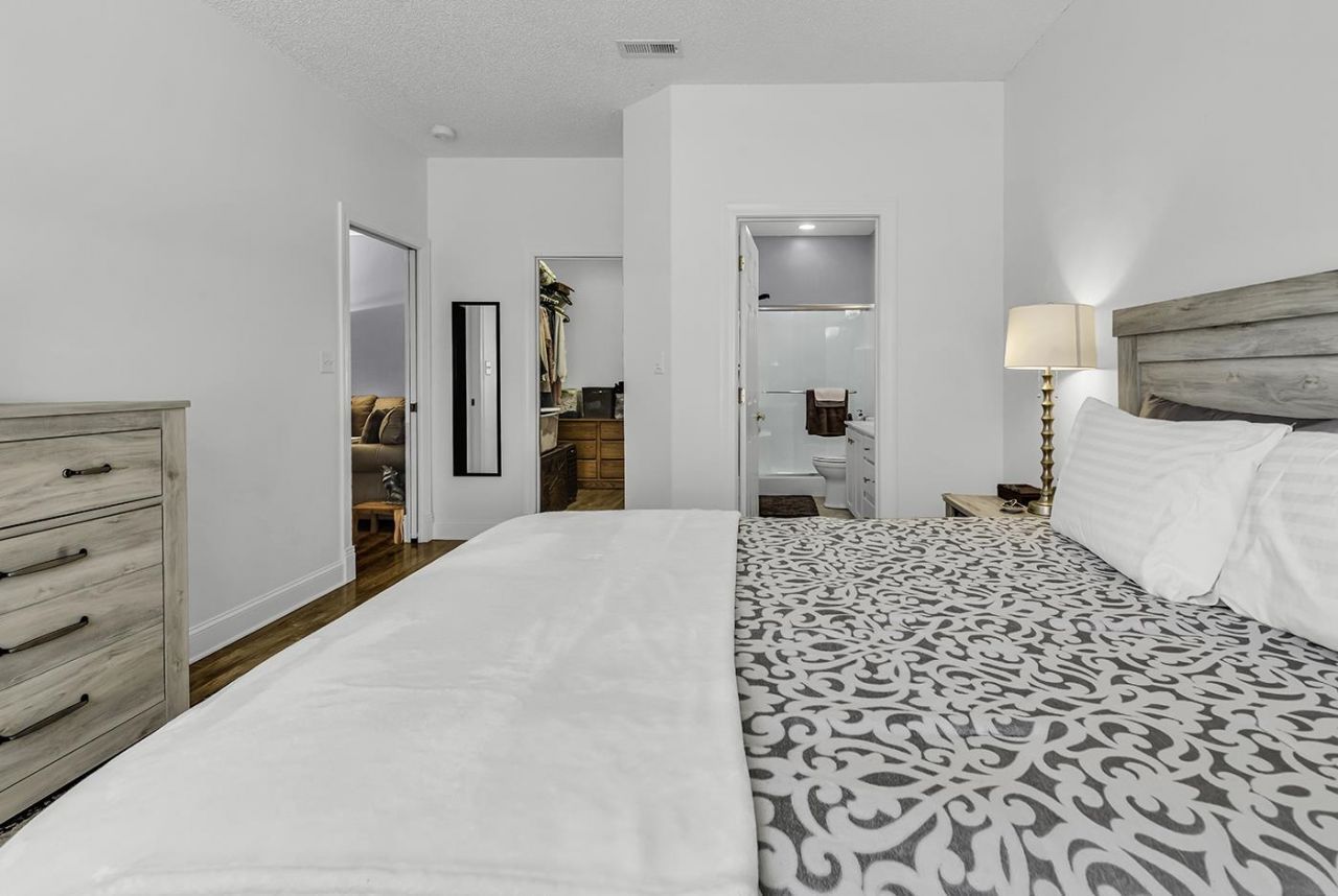 600 Clandon Ct. Photo 21