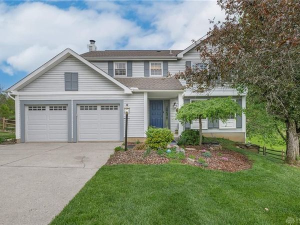 5642 Bluepine Drive, Cincinnati, OH 45247