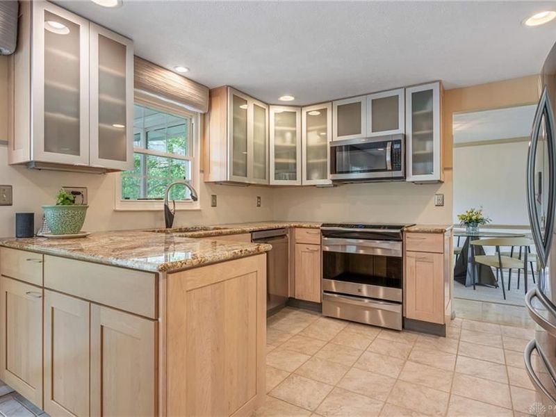 5642 Bluepine Drive, Cincinnati, OH 45247 Photo 14