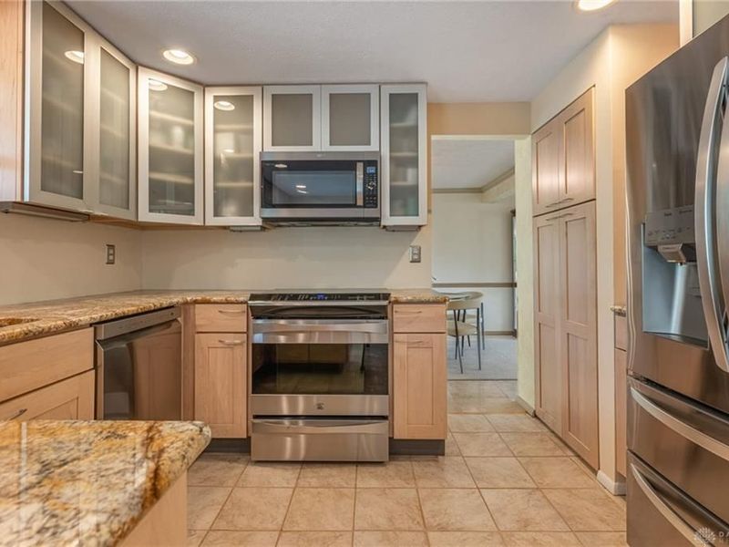 5642 Bluepine Drive, Cincinnati, OH 45247 Photo 17