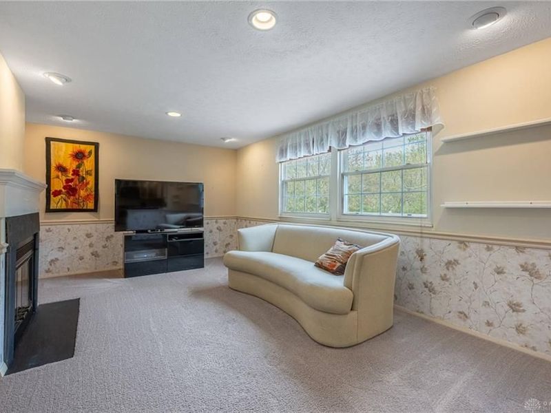 5642 Bluepine Drive, Cincinnati, OH 45247 Photo 19