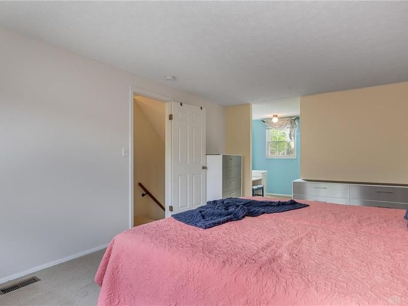 5642 Bluepine Drive, Cincinnati, OH 45247 Photo 27