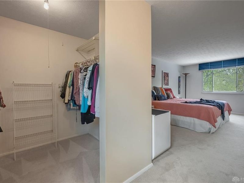 5642 Bluepine Drive, Cincinnati, OH 45247 Photo 29