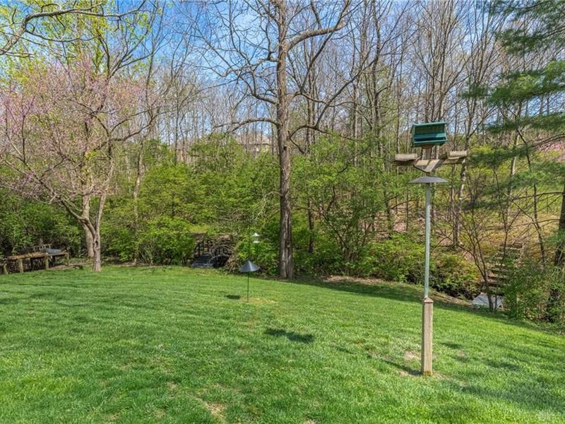 5642 Bluepine Drive, Cincinnati, OH 45247 Photo 48