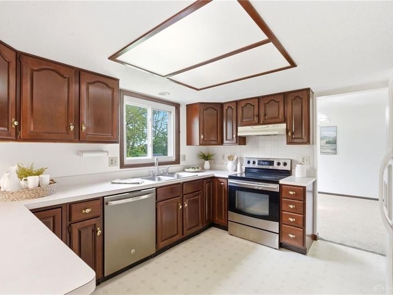 1879 Hildreth Drive, Beavercreek, OH 45432 Photo 18