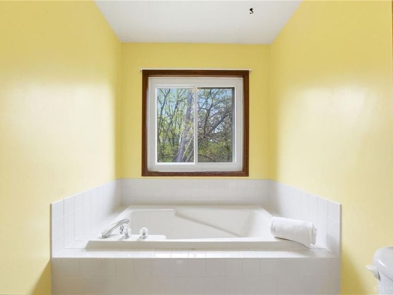 1879 Hildreth Drive, Beavercreek, OH 45432 Photo 32