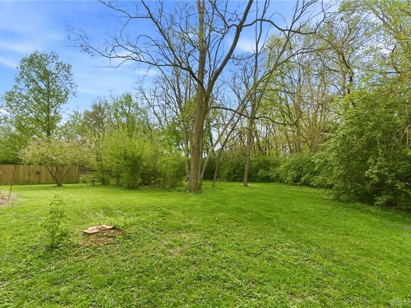 1879 Hildreth Drive, Beavercreek, OH 45432 Photo 52