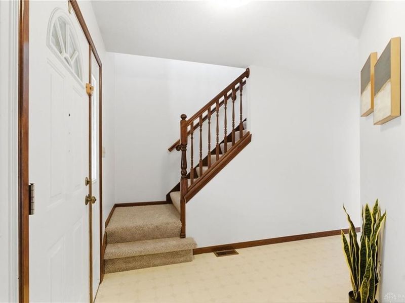 1879 Hildreth Drive, Beavercreek, OH 45432 Photo 6