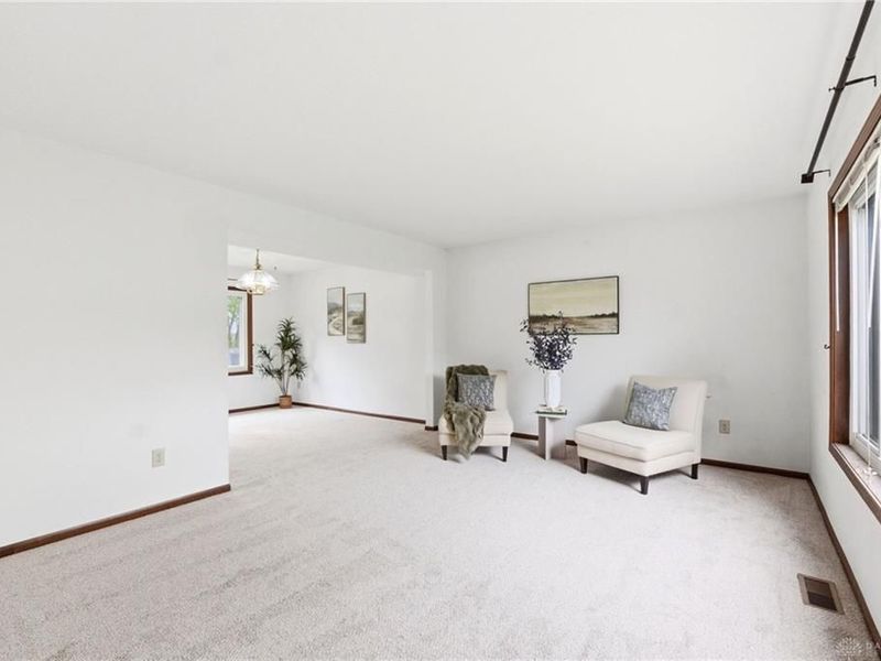 1879 Hildreth Drive, Beavercreek, OH 45432 Photo 7