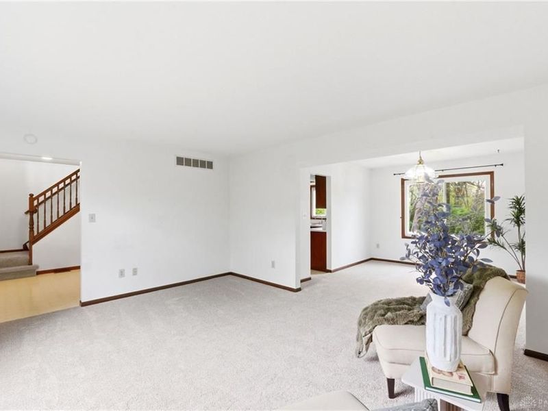 1879 Hildreth Drive, Beavercreek, OH 45432 Photo 8