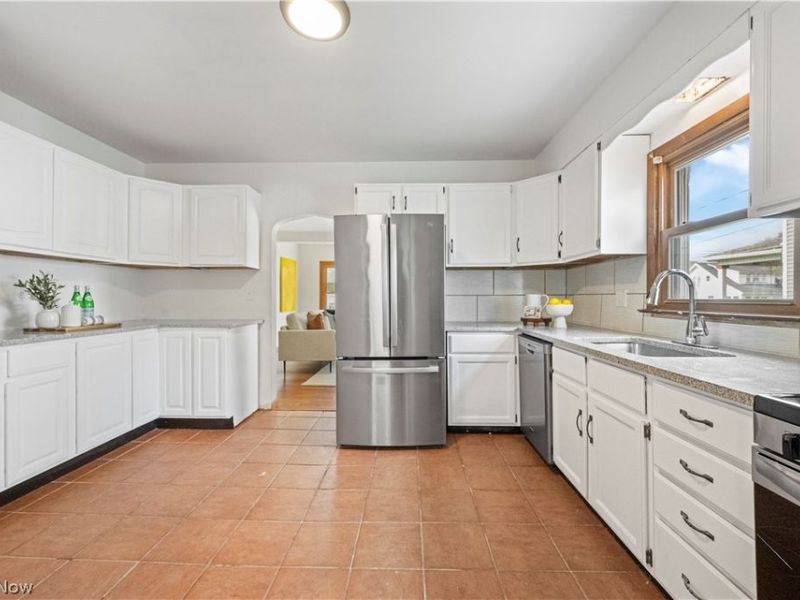 34 Helen Avenue, Niles, OH 44446 Photo 11