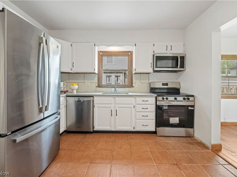 34 Helen Avenue, Niles, OH 44446 Photo 13