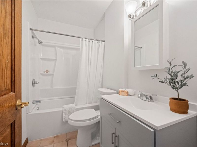 34 Helen Avenue, Niles, OH 44446 Photo 18