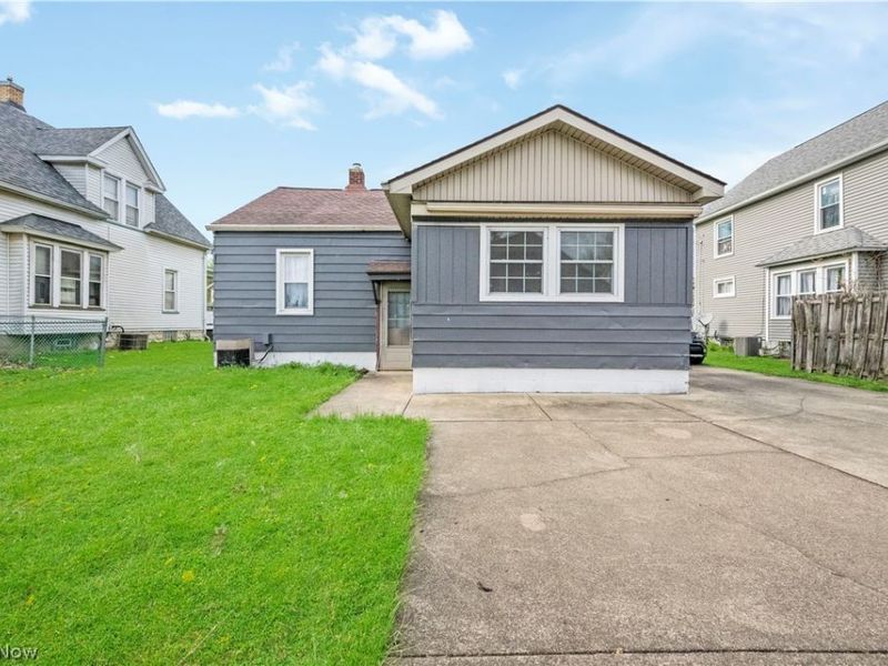 34 Helen Avenue, Niles, OH 44446 Photo 3