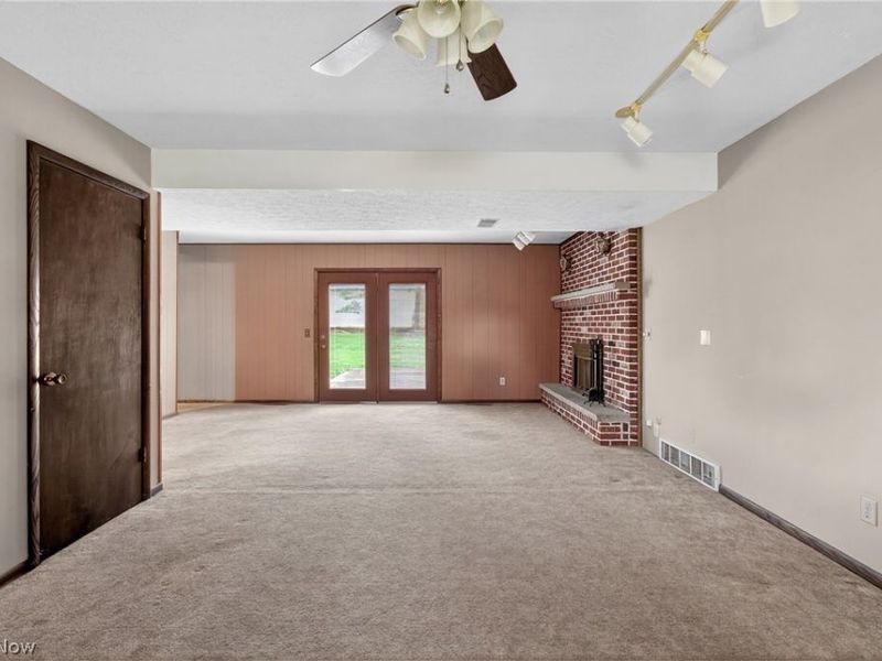 7432 Klingston Street NW, Massillon, OH 44646 Photo 19