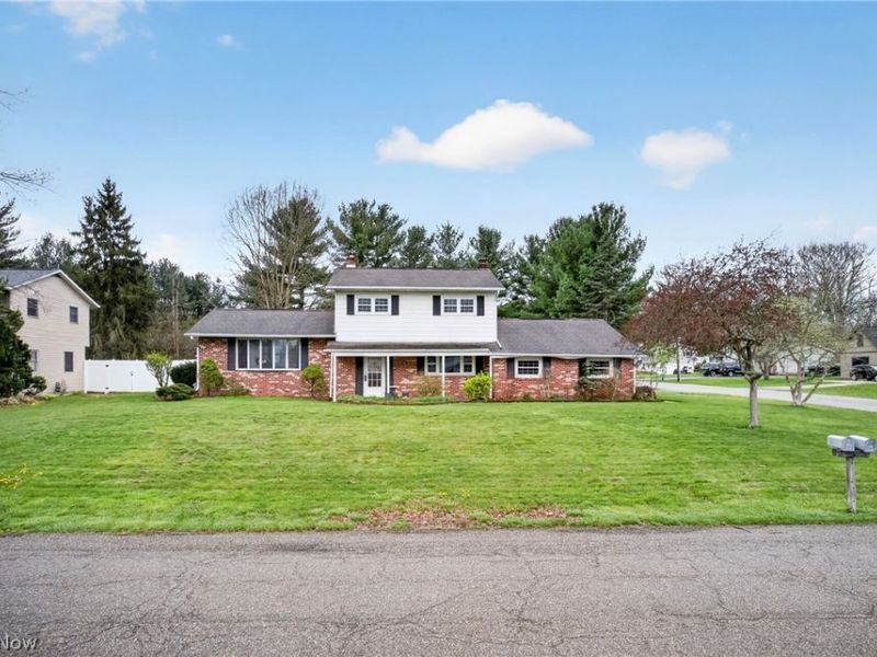 7432 Klingston Street NW, Massillon, OH 44646 Photo 2