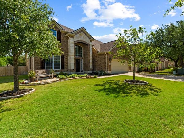 1716 Foxboro LN , Cedar Park, TX 78613