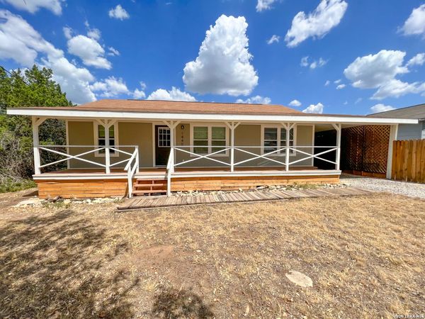 1440 LAURIE DR, Canyon Lake, TX 78133