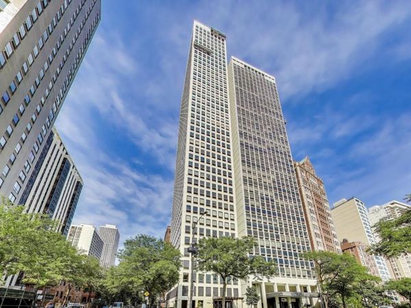 1100 N Lake Shore Drive, Unit 27B, Chicago, IL 60611