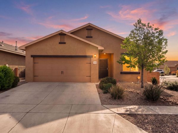 3020 Bosque De Oro Drive SW, Albuquerque, NM 87121