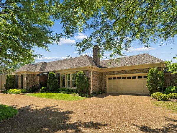 2723 Abbott Martin Rd, Nashville, TN 37215