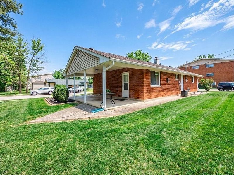 612 S Poplar Street, Oxford, OH 45056 Photo 4