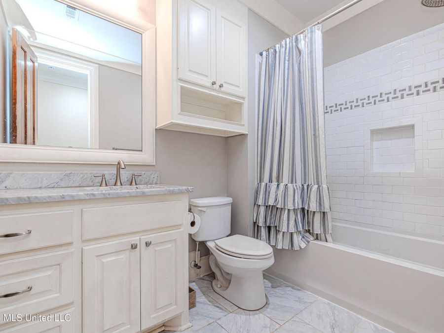 Property Image 64