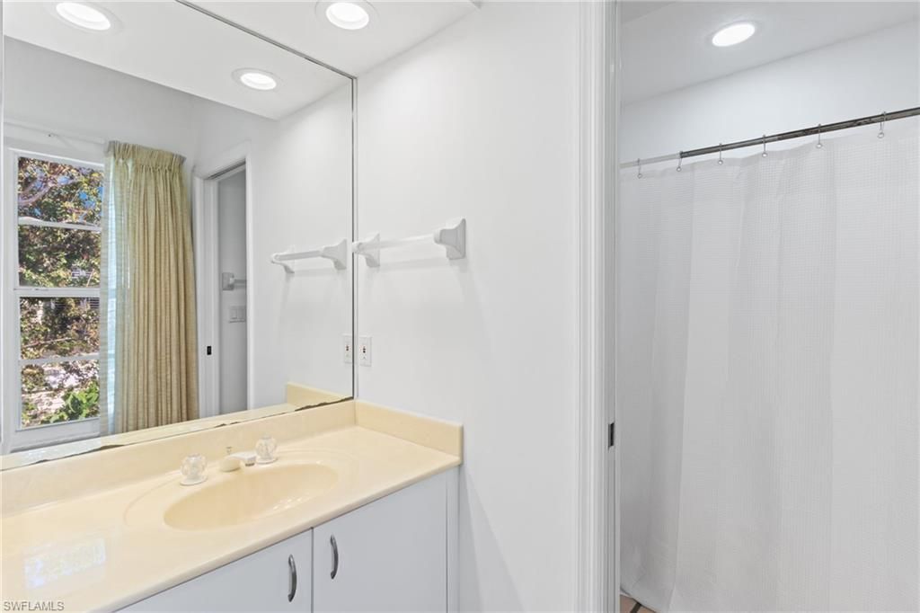 480 Las Tiendas Ln, Sanibel, FL 33957 Photo