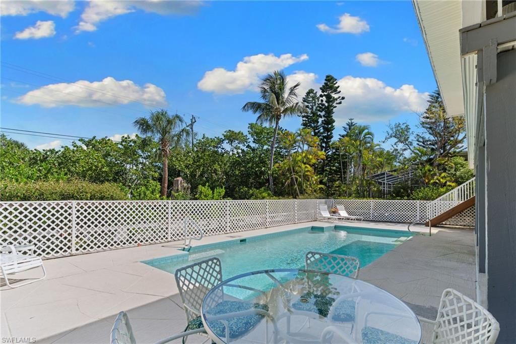 480 Las Tiendas Ln, Sanibel, FL 33957 Photo