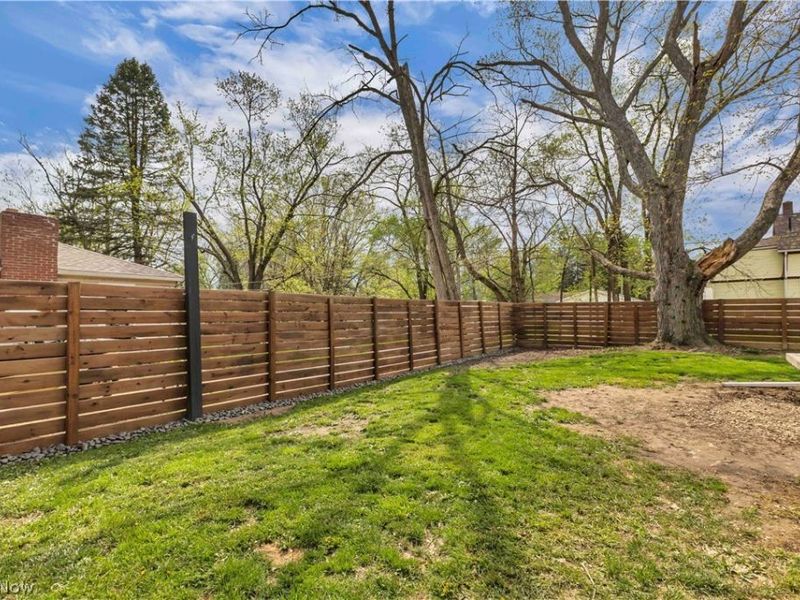 304 E Union Street, Medina, OH 44256 Photo 6