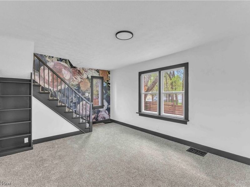 304 E Union Street, Medina, OH 44256 Photo 9